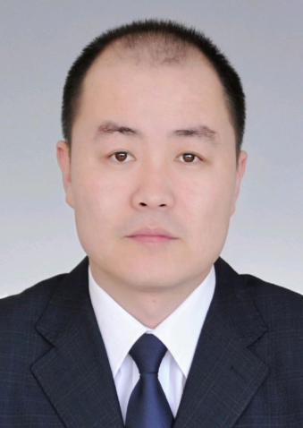 刘峥嵘 站前区政府党组成员、副区长