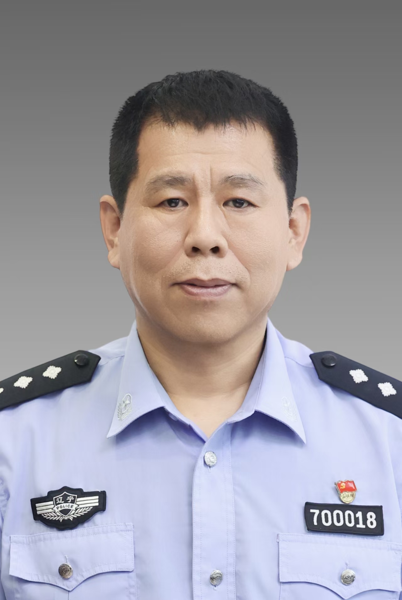 张彬 站前区政府党组成员、副区长、区公安分局党组书记、局长